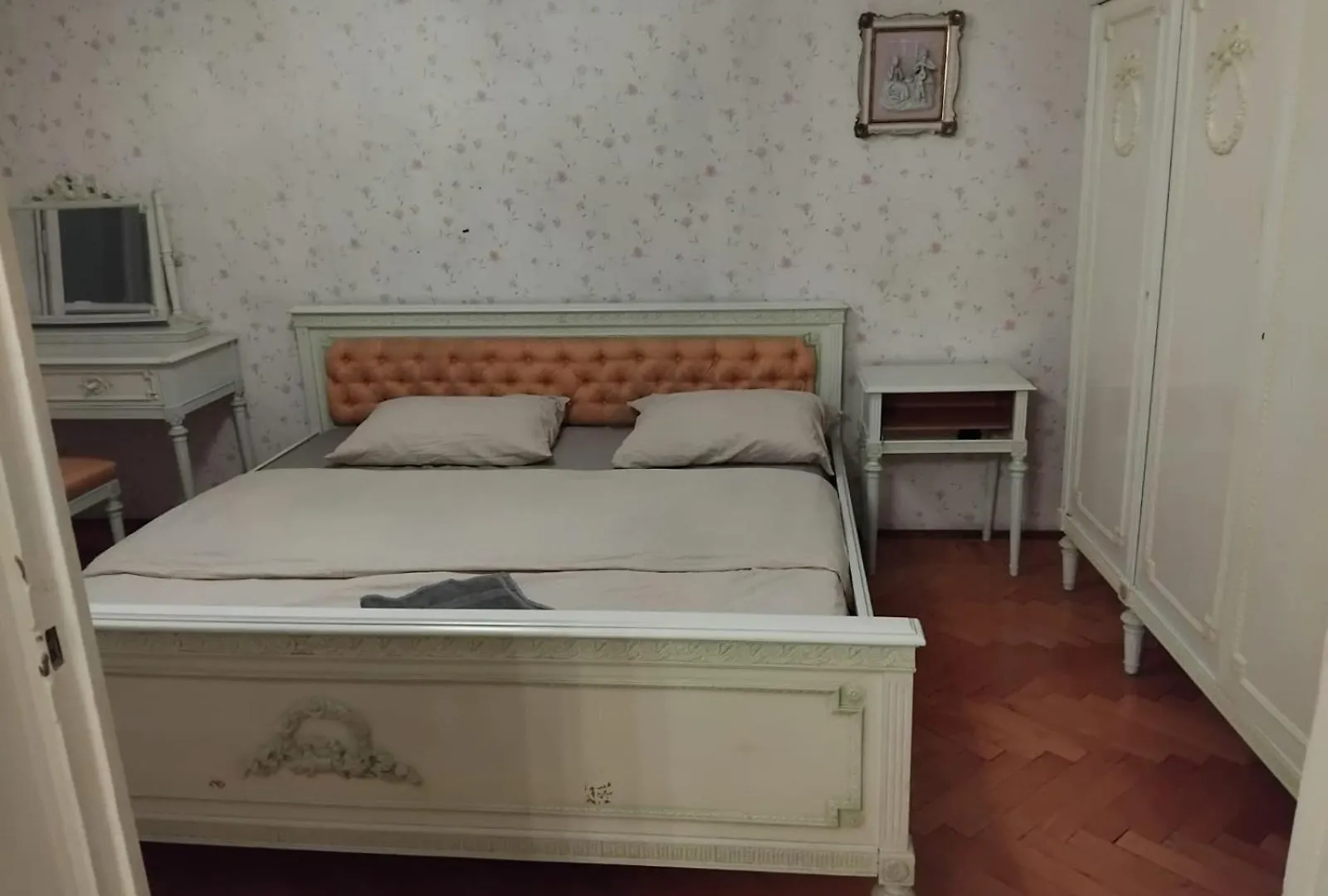 2 Bedroom 1 Living Room Apartment In Old Town Bucharest Romania